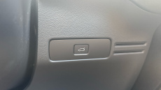 Volvo XC40 2.0 B3P Plus Dark 5dr Auto Petrol Estate